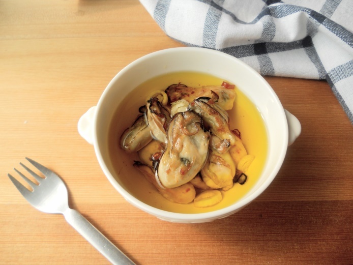 旨味たっぷり。牡蠣のオイル漬けの基本レシピ