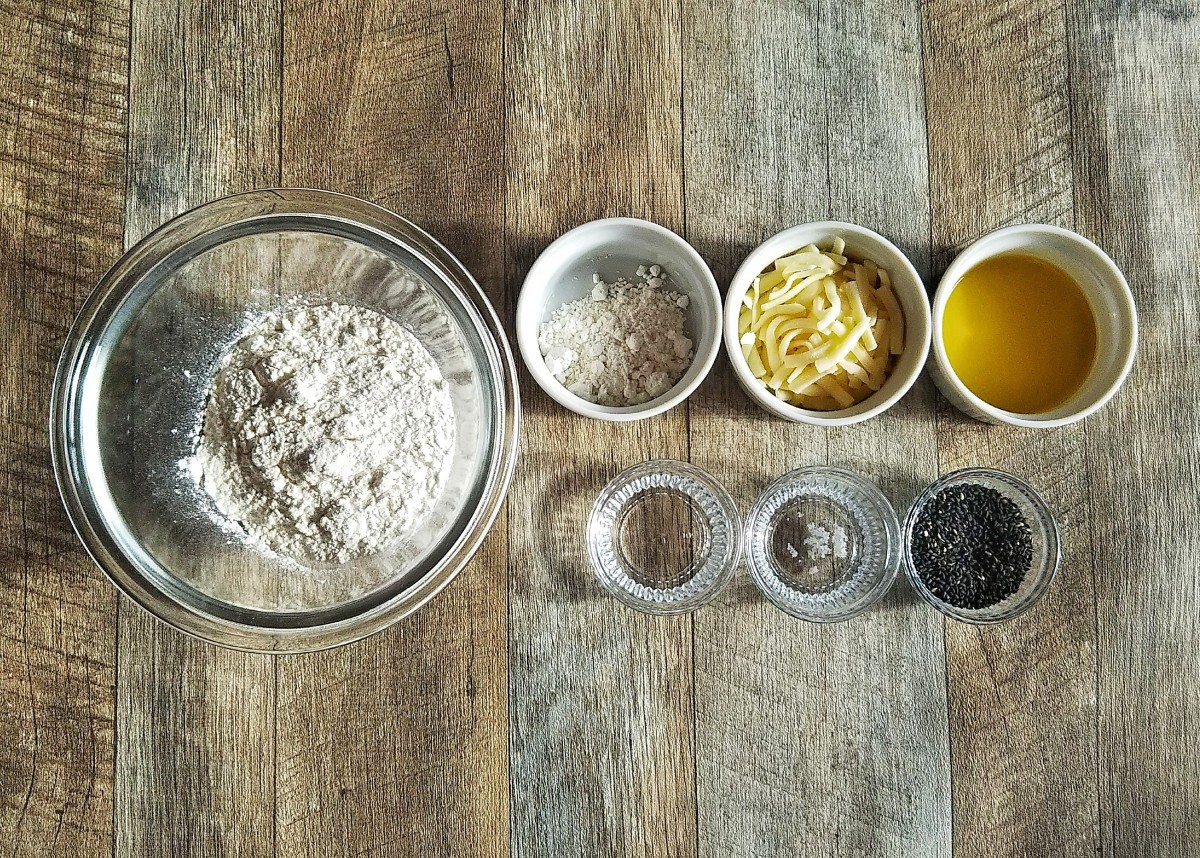 黒ごまとチーズのグリッシーニの作り方。ホットケーキミックスで簡単！