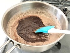 焼かずに簡単！大人の生チョコケーキのレシピ