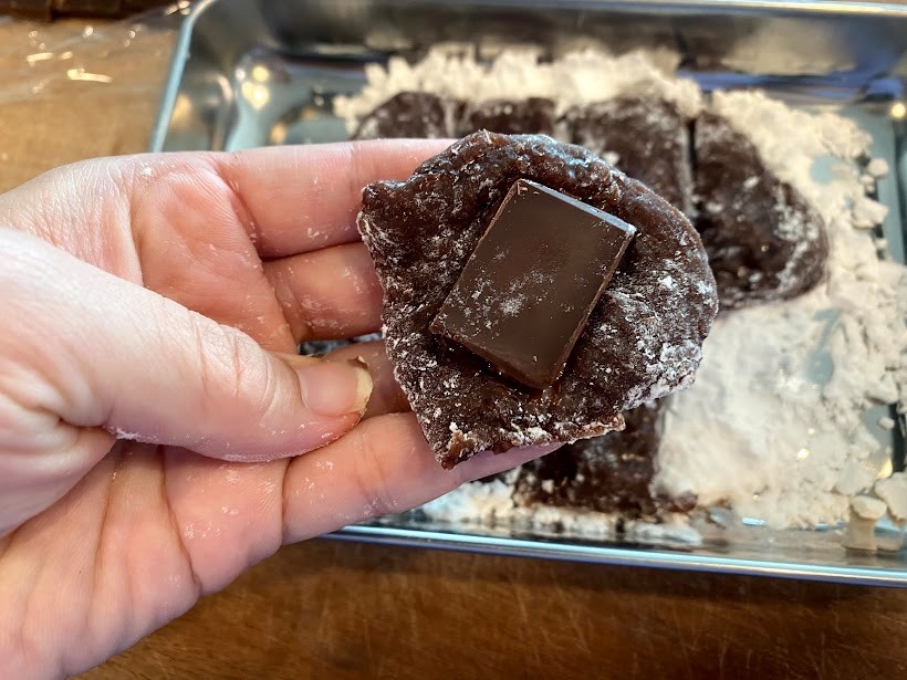 濃厚「チョコ餅」のレシピ。切り餅と電子レンジで簡単！