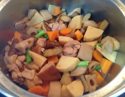 しっかり味しみ♪「たっぷり根菜と鶏肉の煮もの」の基本レシピ