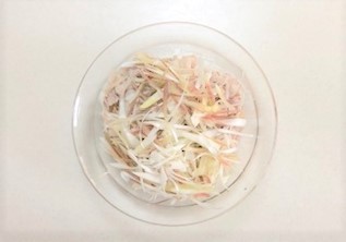 柚子胡椒だれでさっぱり！　香味野菜の豚しゃぶサラダのレシピ