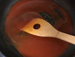 お弁当のおかずにぴったり！ 甘酢あんかけ肉団子の作り方