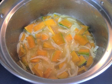 暑い季節にはこれ！冷製カボチャのスープレシピ・つくり方