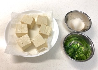 大さじ3杯の油で！　簡単揚げ出し豆腐の作り方・レシピ