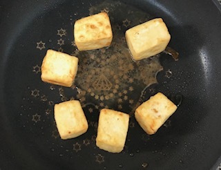 大さじ3杯の油で！　簡単揚げ出し豆腐の作り方・レシピ