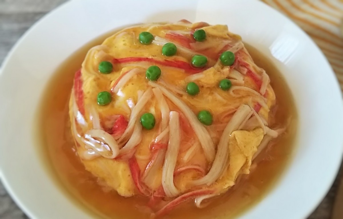 包丁いらずで簡単！ふわとろ卵の「天津飯」レシピ