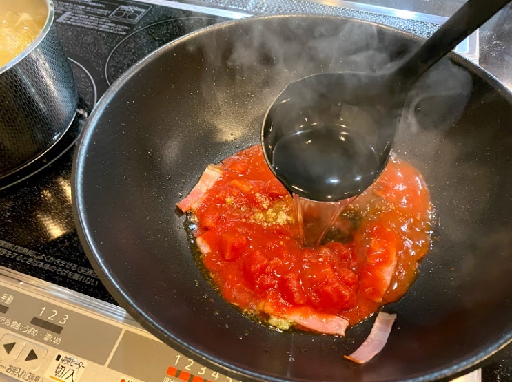 ナスとベーコンの「トマトソースパスタ」のつくり方・レシピ