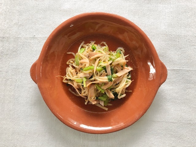 レンジで簡単！ 小松菜ともやしの中華風サラダのレシピ