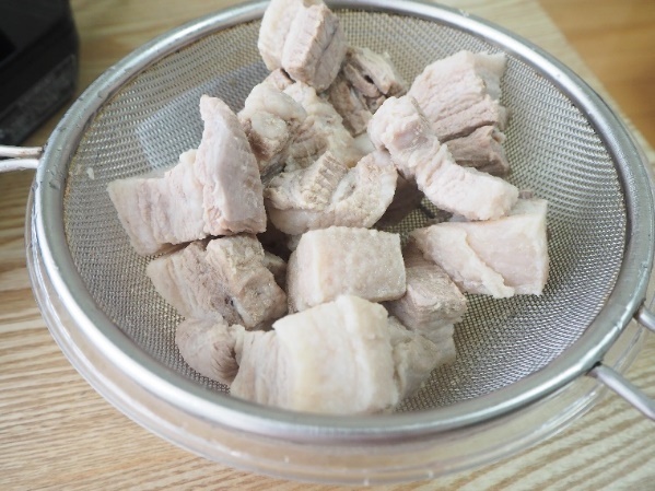 とろけるおいしさ！豚の角煮の簡単レシピ