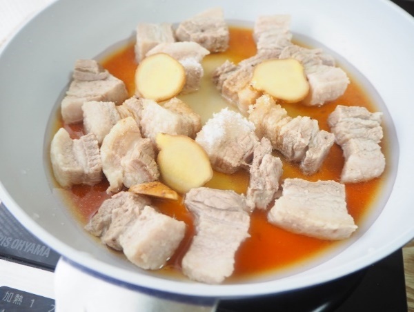 とろけるおいしさ！豚の角煮の簡単レシピ