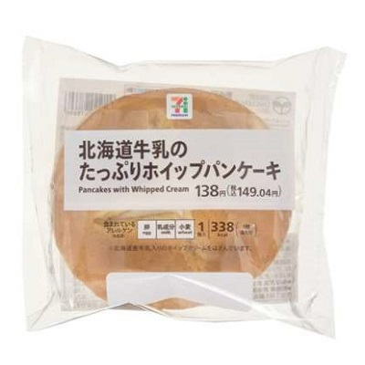北海道牛乳のたっぷりホイップパンケーキ 1個入