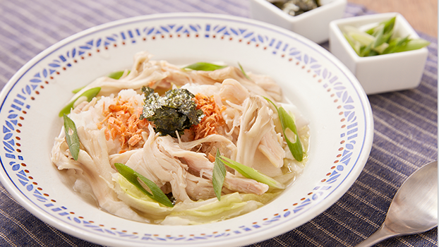 レンジで2分!おにぎりのあったか白菜スープ