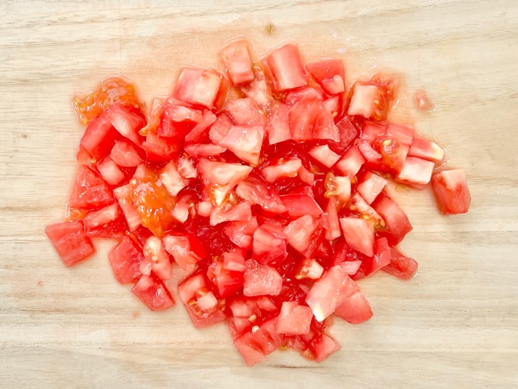 野菜の旨みたっぷり！フレッシュトマトとひき肉の無水カレーのレシピ