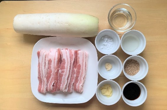食材2つで簡単！大根と豚バラ肉のミルフィーユ鍋のレシピ