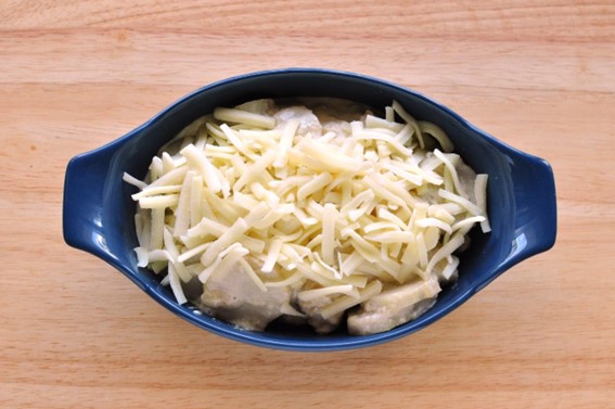 ホワイトソースなしで作れる。里芋グラタンのレシピ